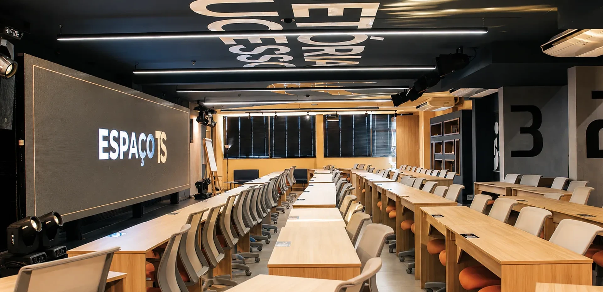 Espaço TS — auditório para eventos corporativos em Jaú/SP